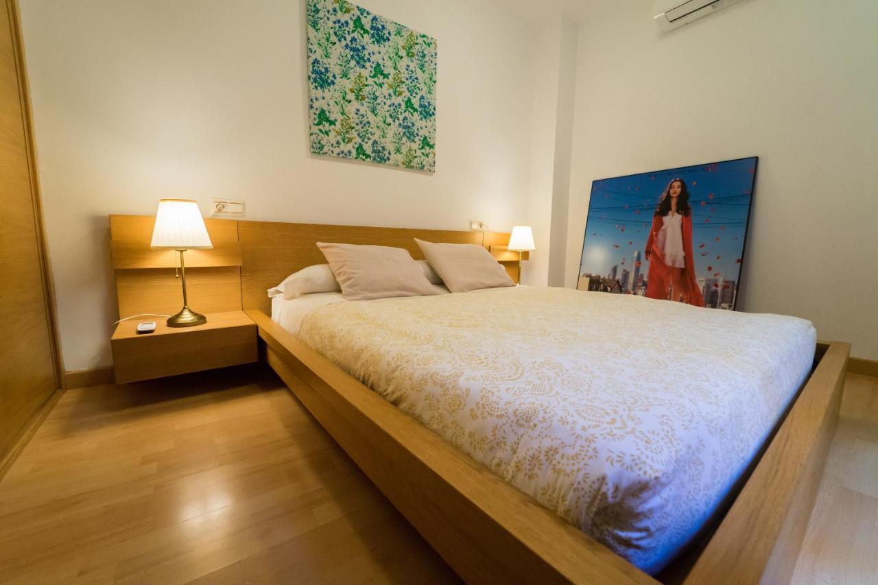 Two Rooms La Basilica Malaga Exterior photo